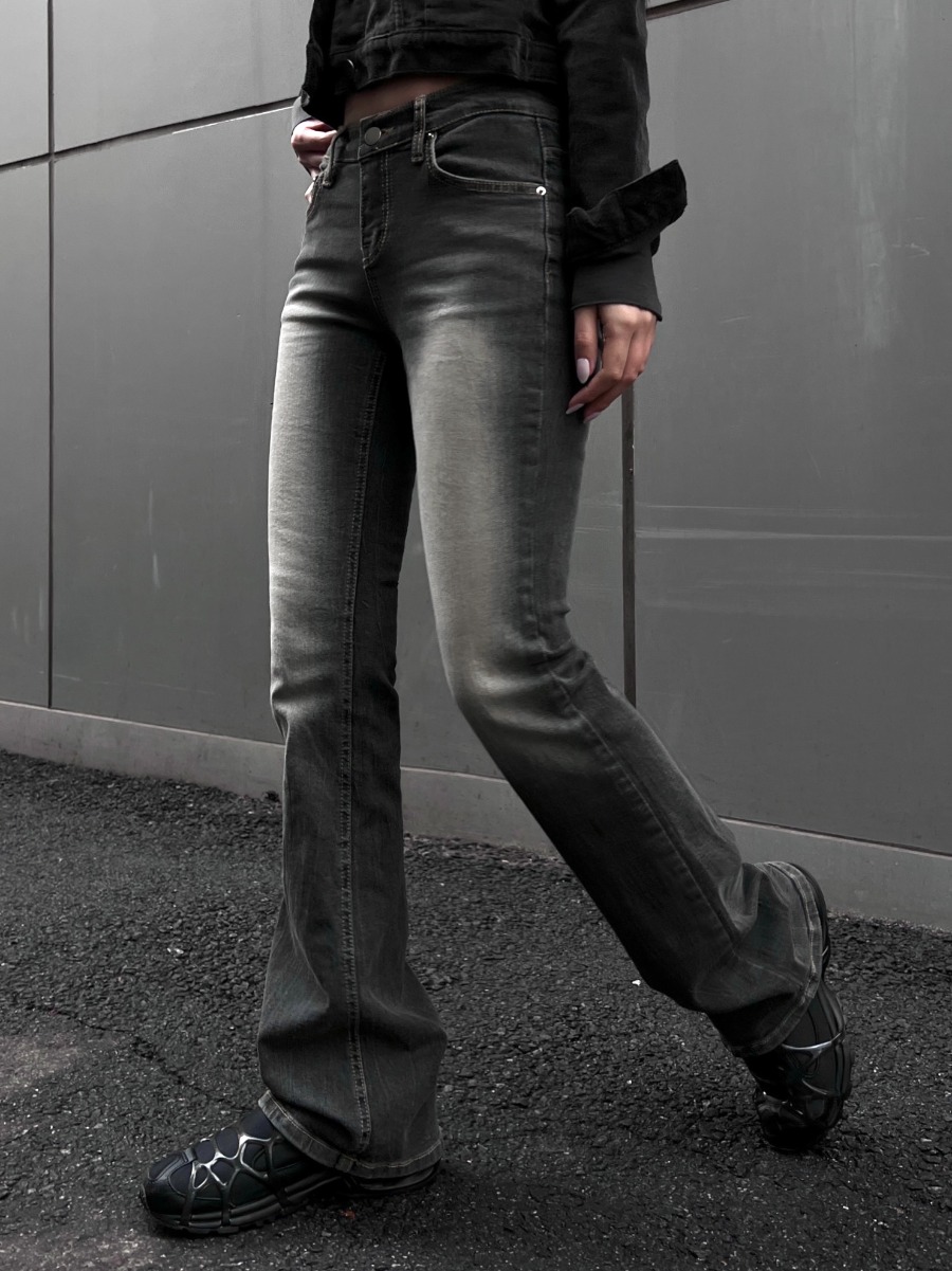 Low Rise Bootscut Denim Pants (grey)