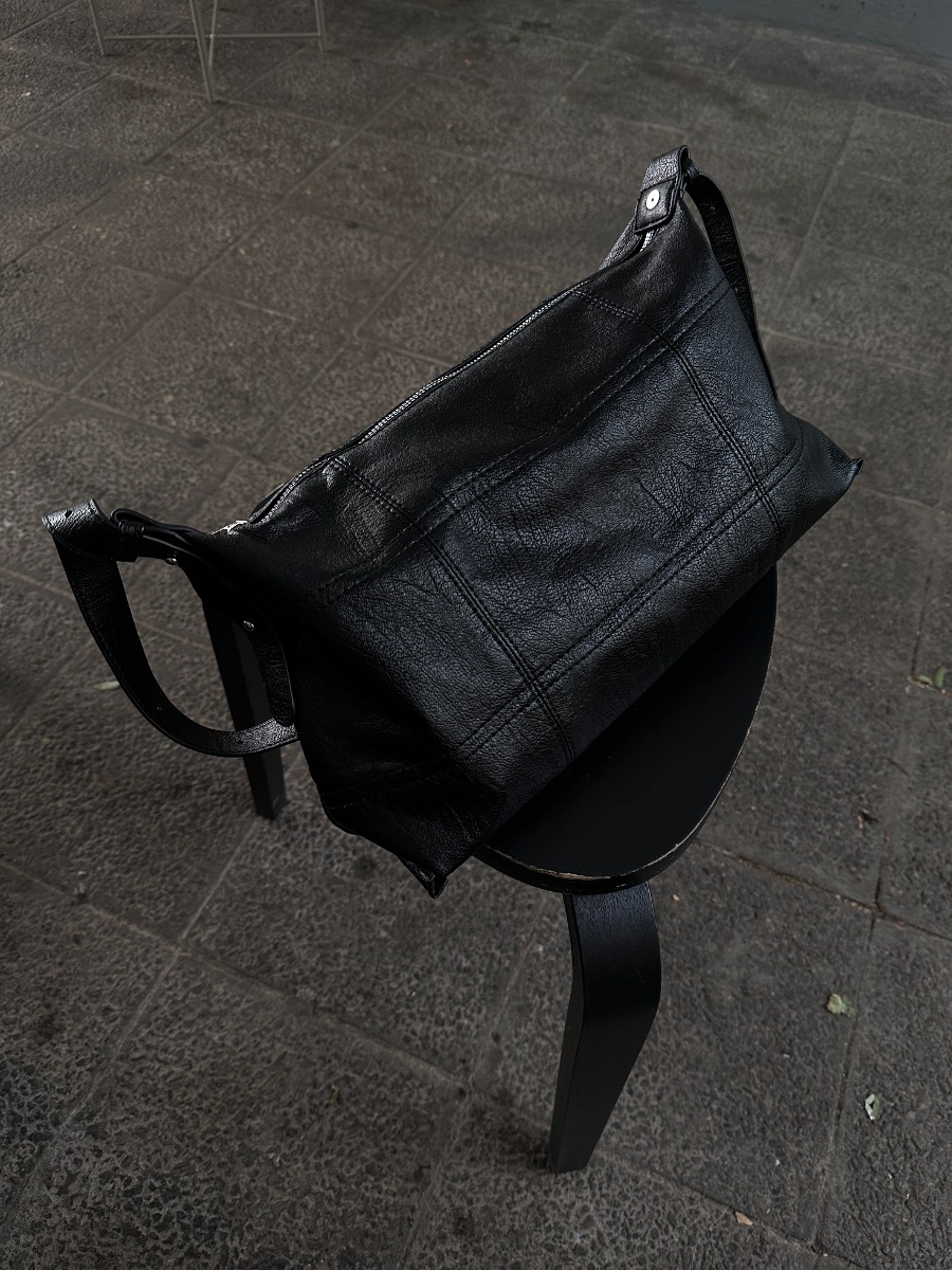 City Shoulder Bag (black)