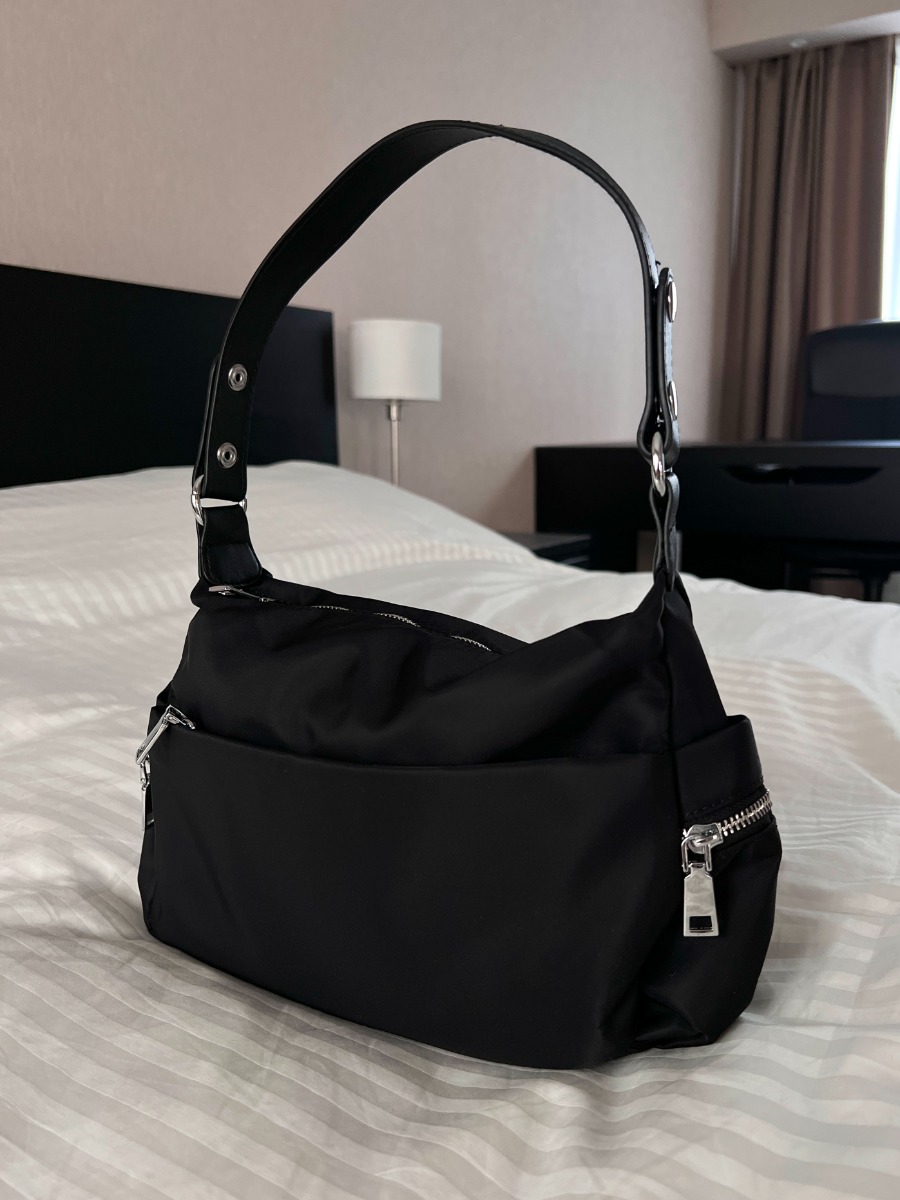 Plenty Shoulder Bag (black)
